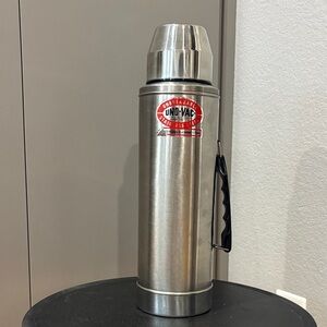 Vintage UNO-VAC Thermos SS  Union MFG USA 🇺🇸 Unbreakable 16” tall, holds 64 oz